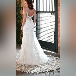 Essence of Australia wedding dress trumpet style lace and sparkle